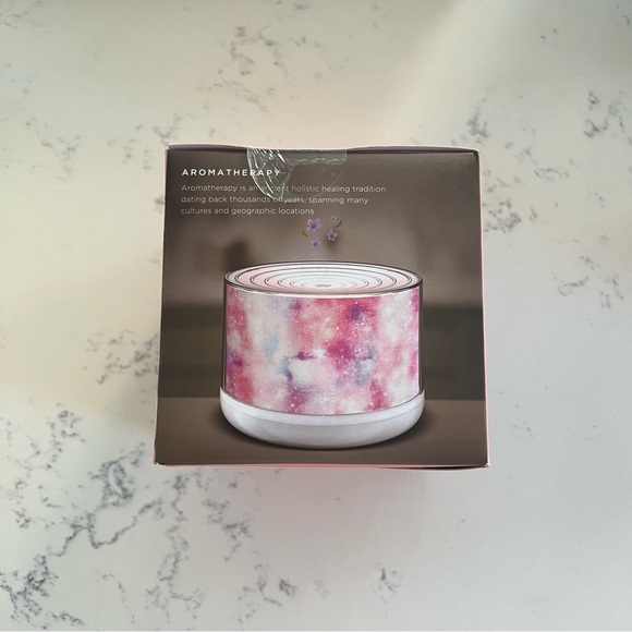 BRAND NEW Mahli Galaxy Aroma LED Light Diffuser - Picture 4 of 4